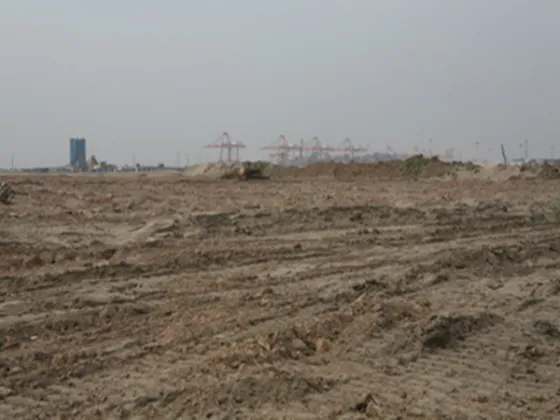 宅基地是松軟的地基怎么辦阿。